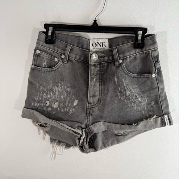 One Teaspoon Hawks Gray Black Distressed High Rise Relaxed Denim Shorts 26 - Picture 1 of 9